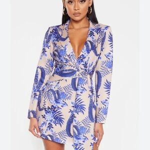 PrettyLittleThing Blue and Cream Floral Long Sleeve Dress